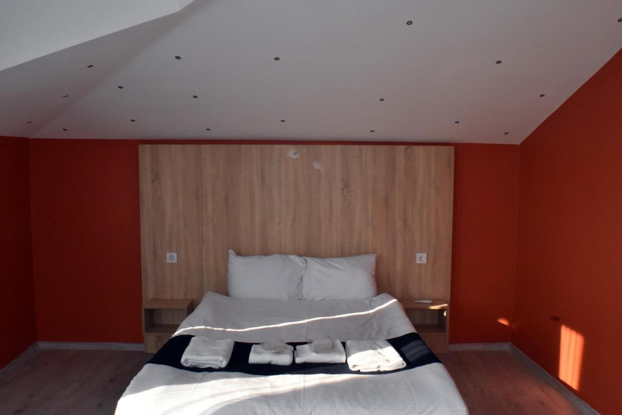 Hotel Palace Suit